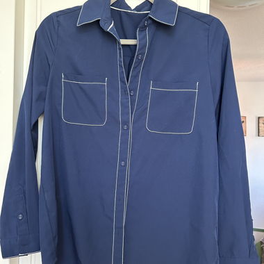 Blouse bleu foncé