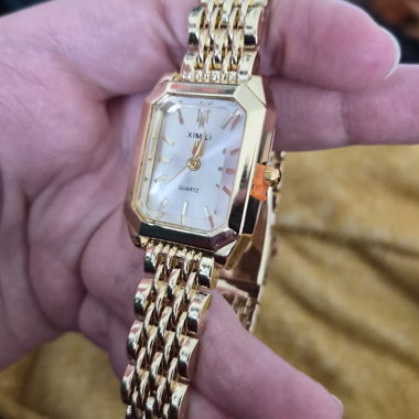 Montre-bracelet en bon état