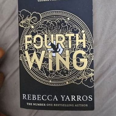 Book Fourth Wing T1