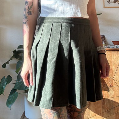Mini jupe verte avec pourcentage de laine L/40