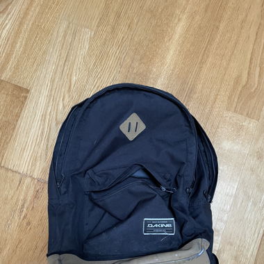 dakine backpack 