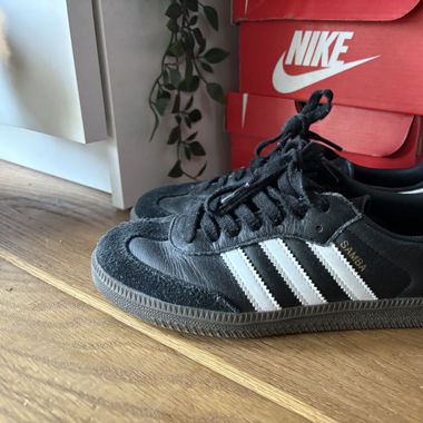 Adidas Sambas