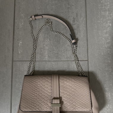 Handtasche