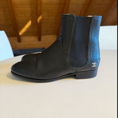 Chanel ankle boots black