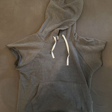 Short-sleeved Hoodie 
