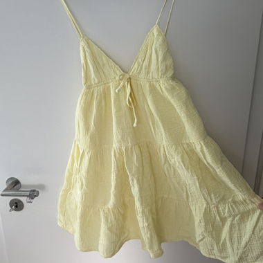 Abito giallo 
