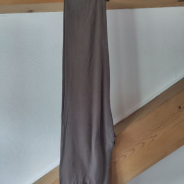 Graue Damenhose