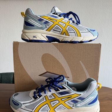 ASICS Venture 6