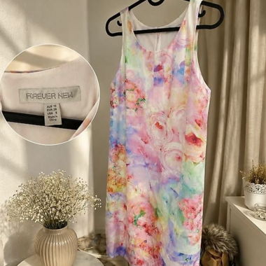Robe florale colorée