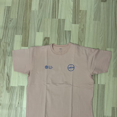 Levis Tee