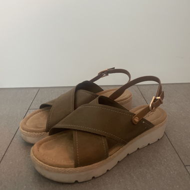 Sandalen Esprit