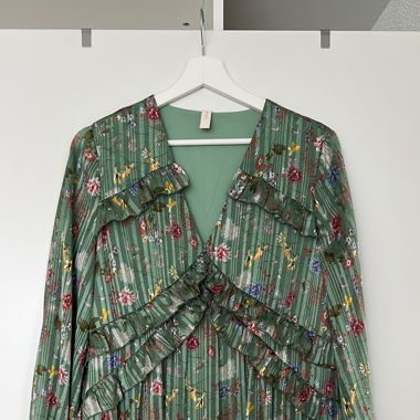 YAS Kleid Blumenmuster M