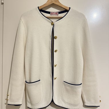 Cardigan bianco con bordo navy