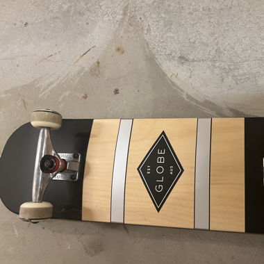 Skateboard