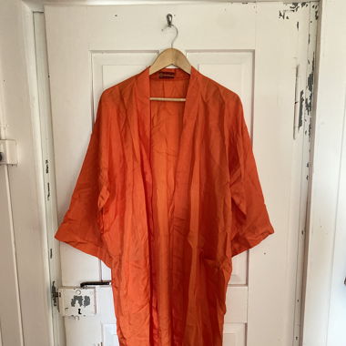 Neuer Seiden-Kimono