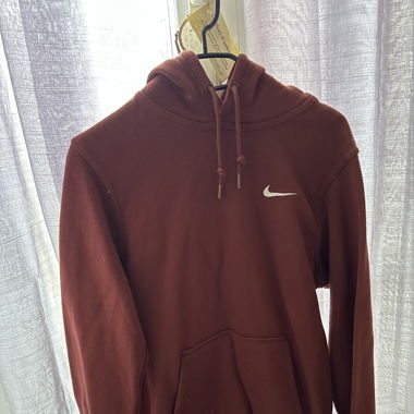 pull nike à capuche 