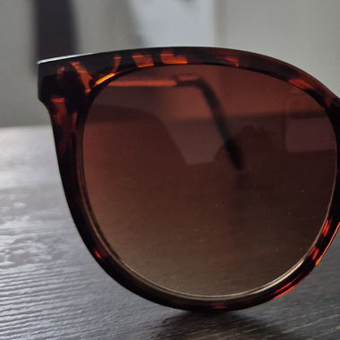 Sonnenbrille