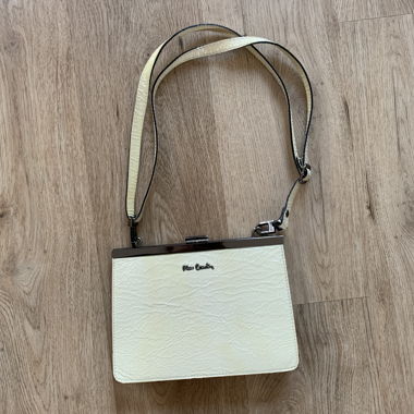 Lackiertes Lederhandtaschen Pierre Cardin