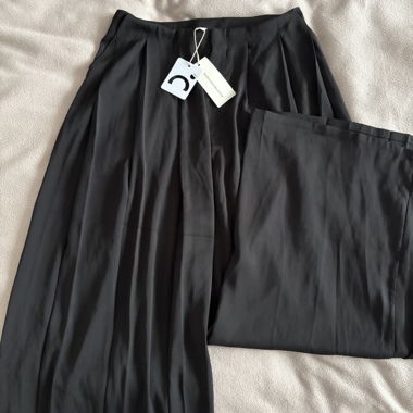 schwarze Hose