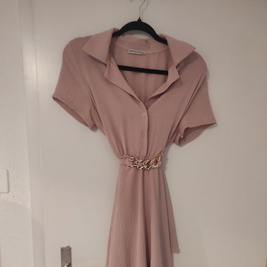 Business Kleid oder Alltagskleid