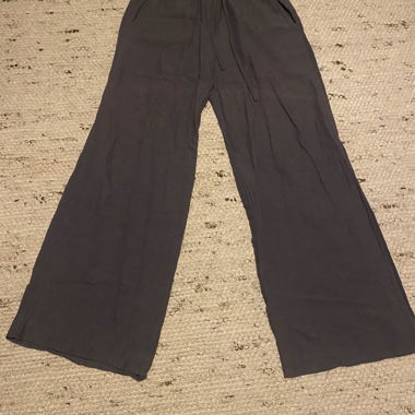 Pantaloni larghi grigi