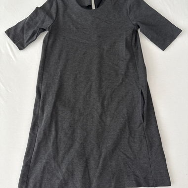 Grey dress with 3/4 sleeves