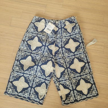 Bestickte "I miss summer already" Shorts