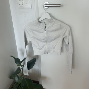 Giacca corta con zip TEVEO