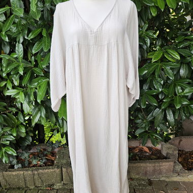 Musselin Oversize Kleid in Beige