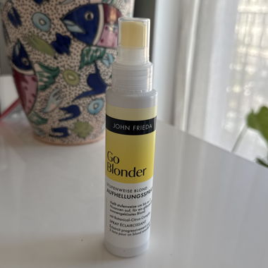 John Frieda Go Blonder Spray