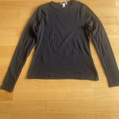 Schwarzes Langarmshirt H&M M