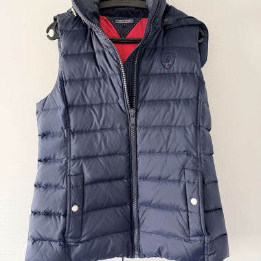 Tommy Hilfiger Steppweste mit Kapuze Gr. M