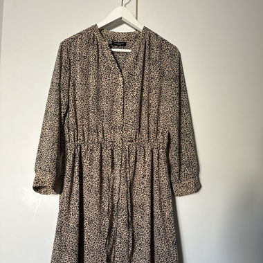 Vestito con stampa animalier, nuovo