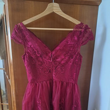 Kleid Chi Chi London Bordeaux