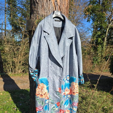 Jolie long manteau gris en feutre