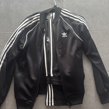 Black Adidas set