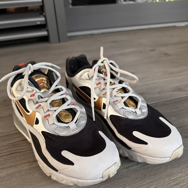 Nike sneaker -farbig