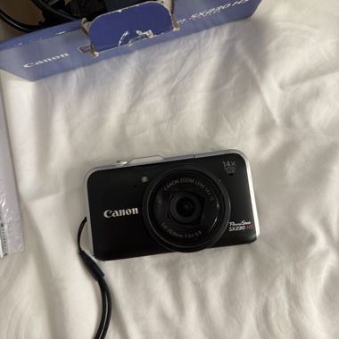 Canon PowerShot SX230 HS
