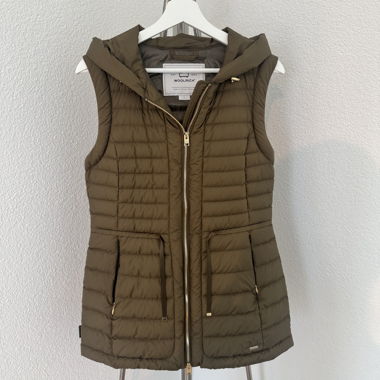 Woolrich Women's Quilted Vest with Hood