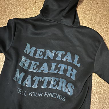 Hoodie mit Schrift