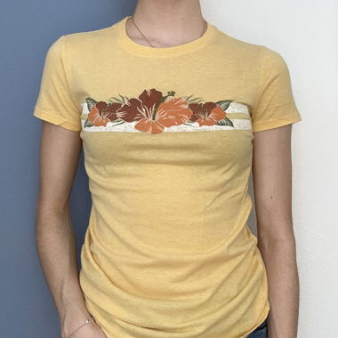 gelbes T-Shirt