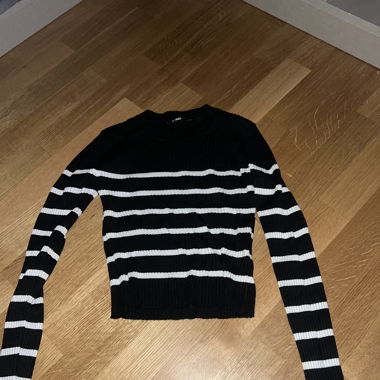 Gestreiftes Top