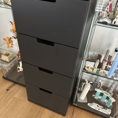 Mobiletto portaoggetti nero