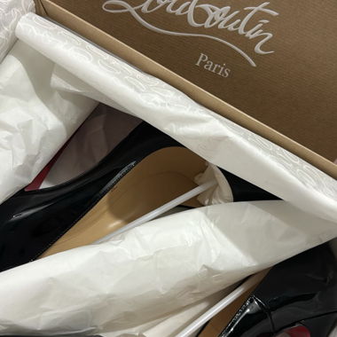 Christian Louboutin So Kate