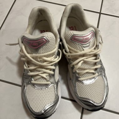 Asics Running Shoes Silver/Pink