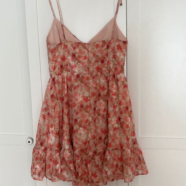 Vestito Floreale con Spalline Sottili