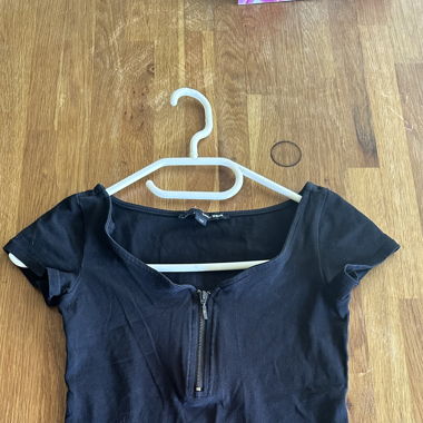 Black Zipper T-Shirt
