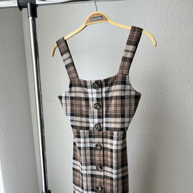 schönes Kleid
