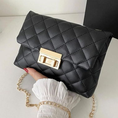 black shoulder bag