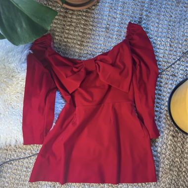 Short velvet dress 